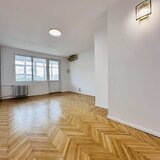 Sala Palatului, Hilton